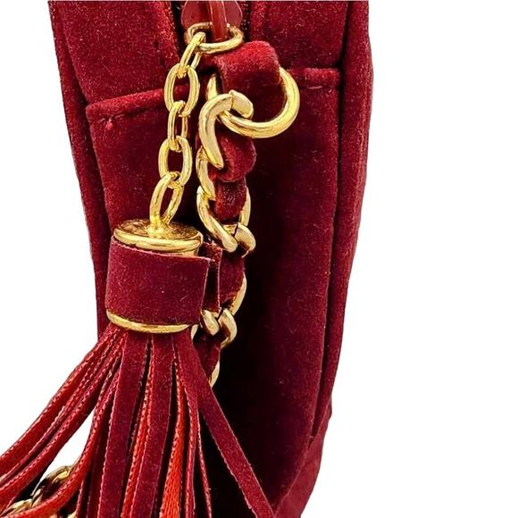 Lord & Taylor Red Velvet Gold Chain/Fabric Shoulder-Strap Great Christmas Purse - Picture 3 of 7